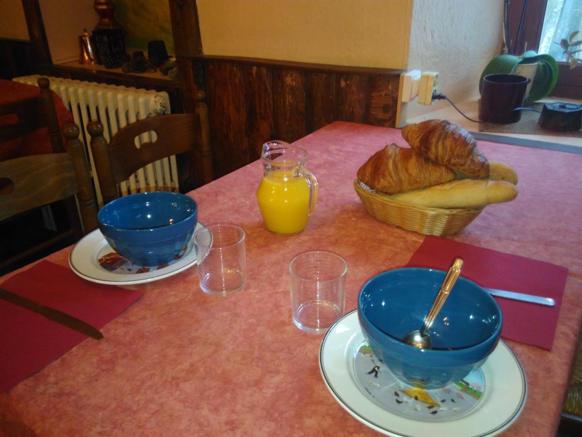 Auberge La Bergerie 생트 마리 드 캄팡 외부 사진